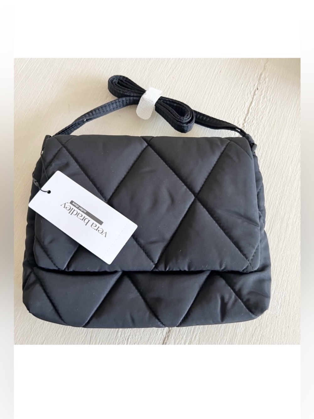 NWT Vera Bradley Small Flap Hipster Crossbody Bag Moonless Night Black Quilted - Picture 1 of 7